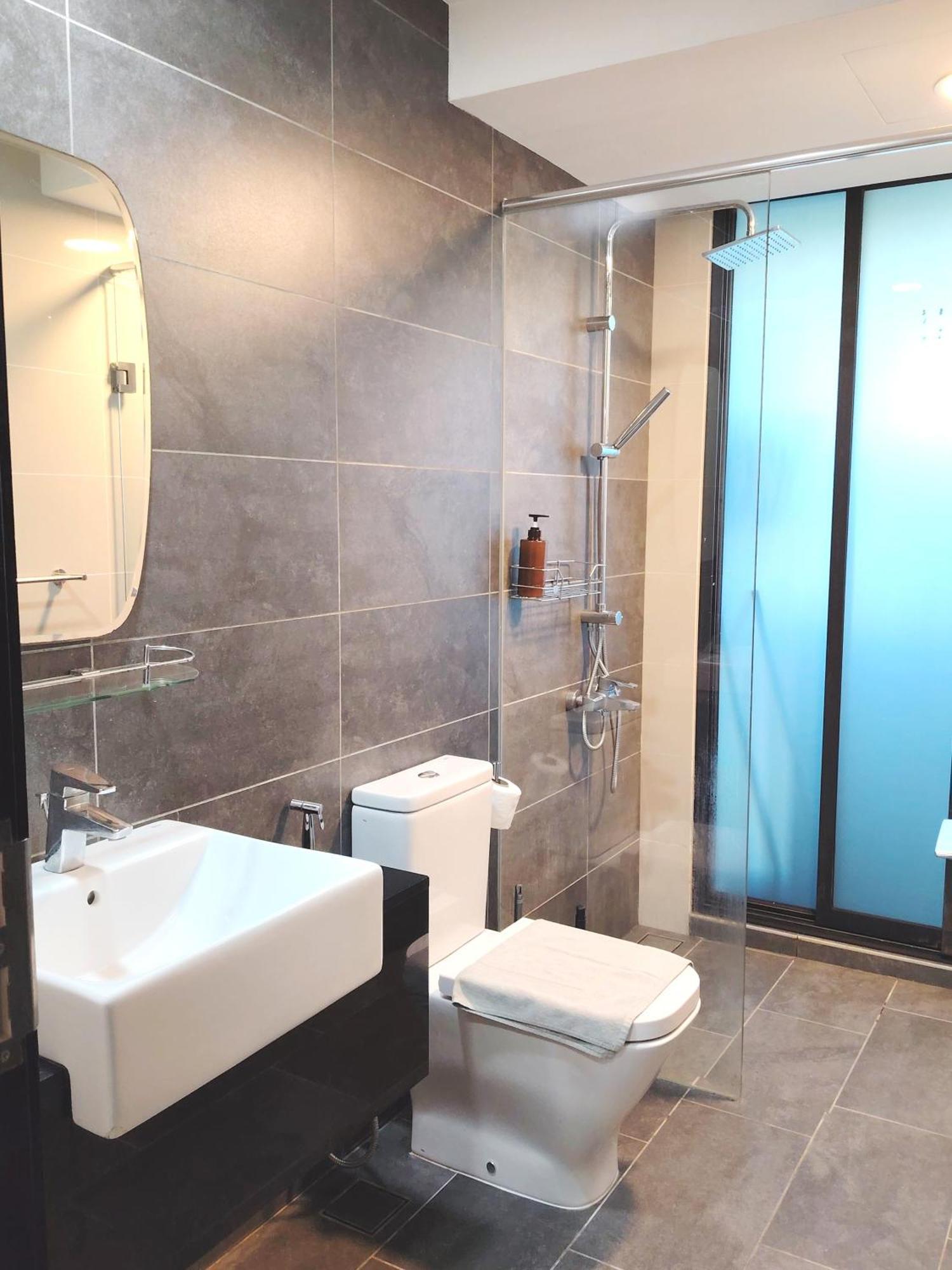 Almas Suites Poolview Netflix 100Mbps Bystay Nusajaya  Exterior foto